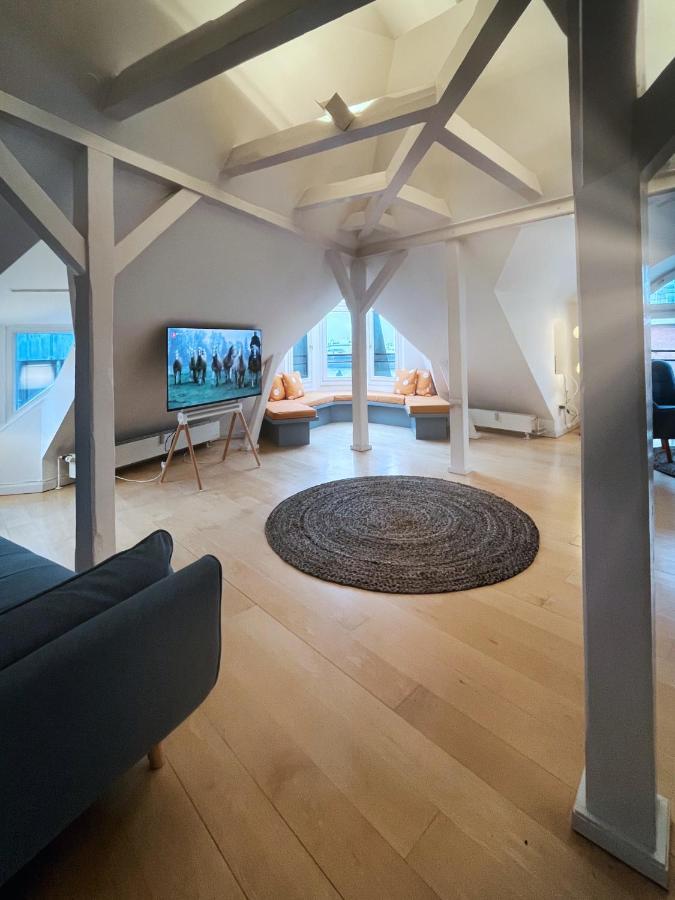 Apartamento Loft-Panoramablick-Hafen & Elbe! Hamburgo Exterior foto